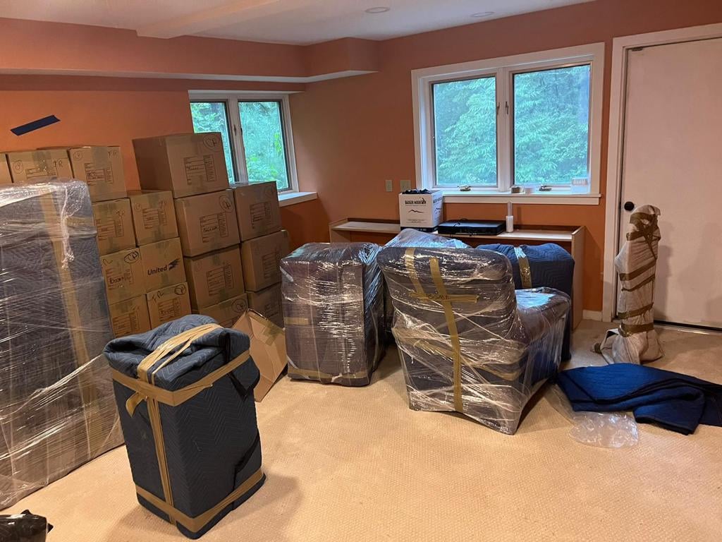 organizing belongings